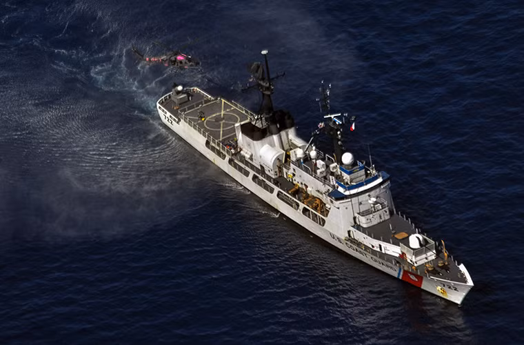 Tàu USCGC Morgenthau vận hành song song hai động cơ diesel và hai động cơ tua-bin khí, với tốc độ di chuyển tối đa có thể lên đến 29 hải lý/giờ. Tầm hoạt động của nó lên đến 26.000km với dự trữ hành trình 45 ngày. Nguồn ảnh: Wikimedia.