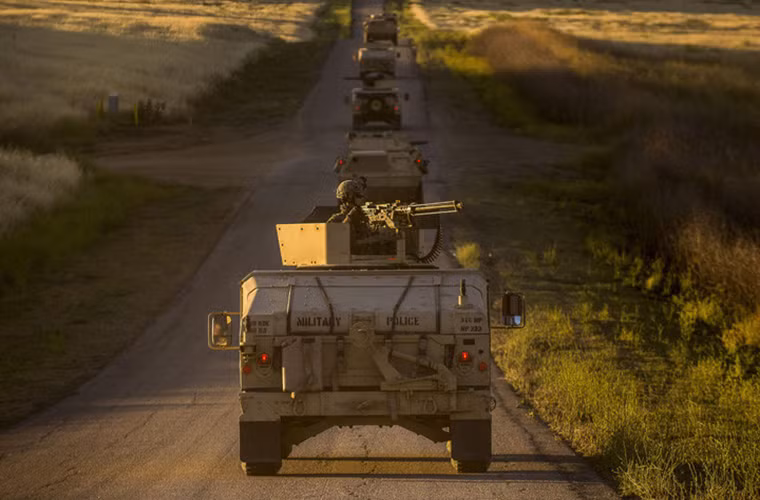 Một lính dự bị lục quân thuộc đại đội quân cảnh 339 tập luyện trinh sát. Nguồn ảnh: Lục quân Mỹ.