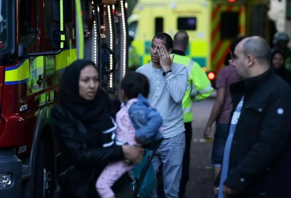 Phép màu đã xảy ra khi anh Pat - người hàng xóm của cô bé, đã đỡ được và che chắn cho em bên dưới một gốc cây. Một nhân chứng kể rằng anh đã ôm chặt bé gái vào lòng trong khi các mảnh vỡ từ tòa nhà rơi xuống lả tả. Sau đó, bé gái kia và anh Pat đã được lực lượng cứu hộ đưa đến bệnh viện để chữa trị. Nhưng đáng tiếc thay, mẹ cô bé đã tử vong.