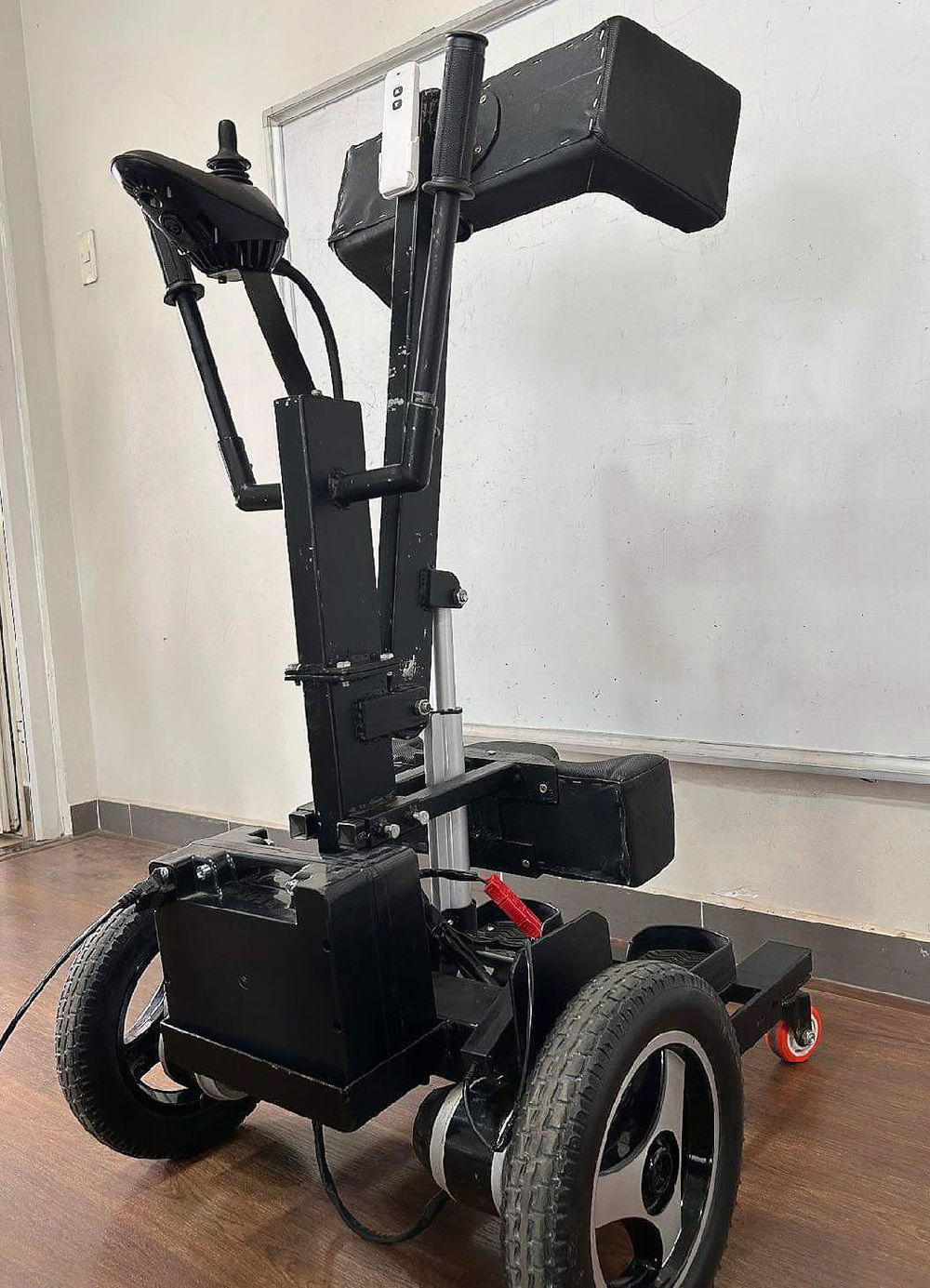 Giai phap ho tro nguoi liet chu dong trong sinh hoat-Hinh-2