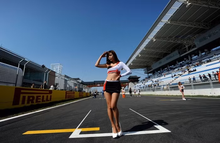 Người mẫu trên đường đua F1 Hàn Quốc.