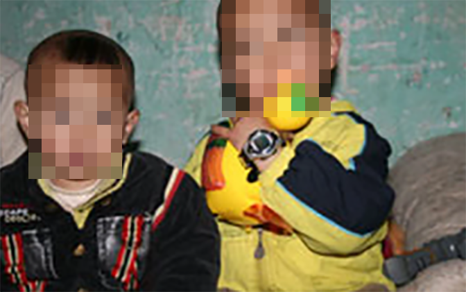 Ngày 27/2/2008, sau gần 1 năm tích cực điều tra, lần theo những dấu vết của các đối tượng lạ mặt để lại hiện trường, các cơ quan chức năng tỉnh Hà Giang đã phối hợp cùng Công an Trung Quốc đã giải cứu thành công hai cháu bé bị bắt cóc. Đáp ứng theo nguyện vọng của những người thân trong gia đình, hai cháu bé đã được các cơ quan quan ban ngành tỉnh Hà Giang tiến hành bàn giao cho Trung tâm bảo trợ xã hội tỉnh Hà Giang để chăm sóc, nuôi dưỡng. (Ảnh minh họa, nguồn internet)