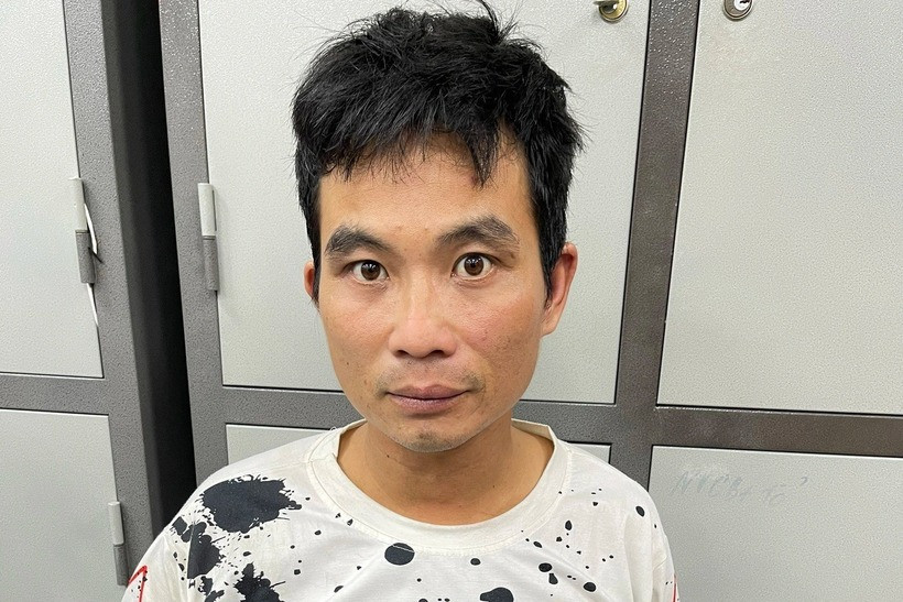 Hà Nội: Bắt khẩn cấp đối tượng cướp túi xách của phụ nữ Ha Noi: Bat khan cap doi tuong cuop tui xach cua phu nu