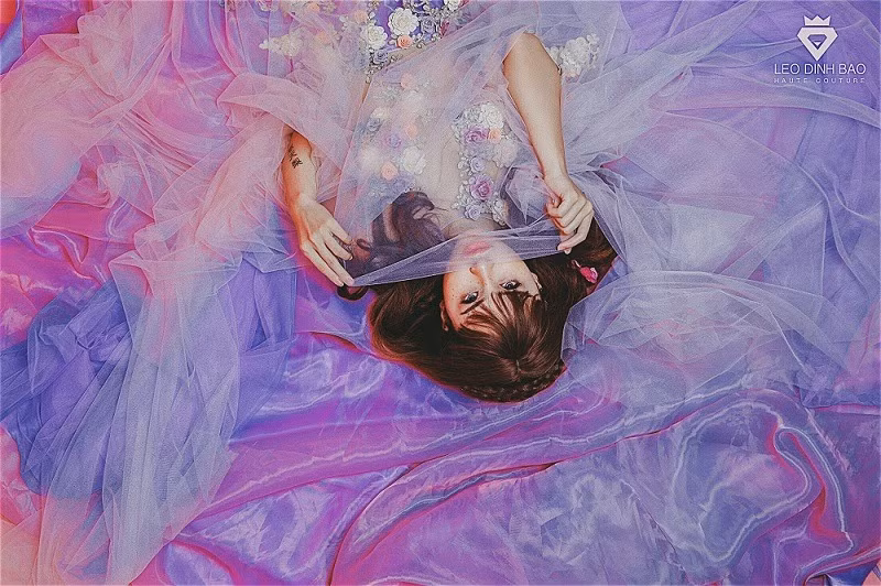 “Không có con đường nào trải đầy hoa hồng, không có sự thành công nào không cần có sự cố gắng, không có tài năng nào được công nhận nếu không kiên trì thể hiện” đó cũng chính là quan điểm của Thiên Ân.