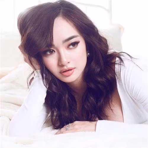 Sau bước ngoặt này, Kaity Nguyễn nhanh chóng trở thành gương mặt được rất nhiều nhãn hàng, thương hiệu cũng như đạo diễn cân nhắc lựa chọn làm người mẫu, diễn viên cho hàng loạt những dự án mới. Với tài năng của Kaity Nguyễn, cô hiện đang là diễn viên đầy triển vọng của làng giải trí Việt.