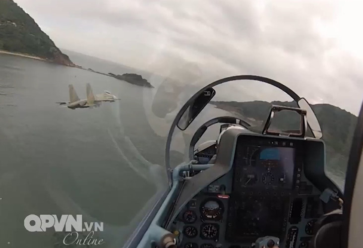 Ngoài Su-27, Nhà máy A32 hiện cũng đang nỗ lực nghiên cứu từng bước làm chủ khả năng sẽ tự tăng hạn sử dụng các máy bay Su-30MK2 hiện đại trong tương lai gần. Nguồn ảnh: Kênh QPVN