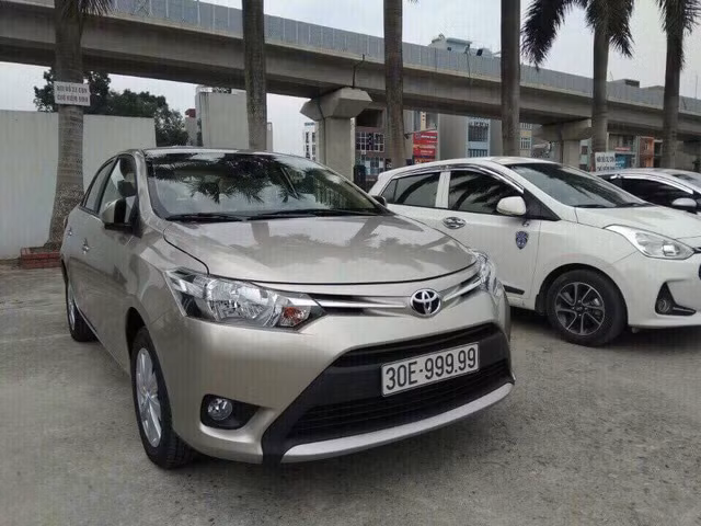 3 oto bien ngu luc o Binh Duong: Sao “kich” cu dien di lai?-Hinh-6