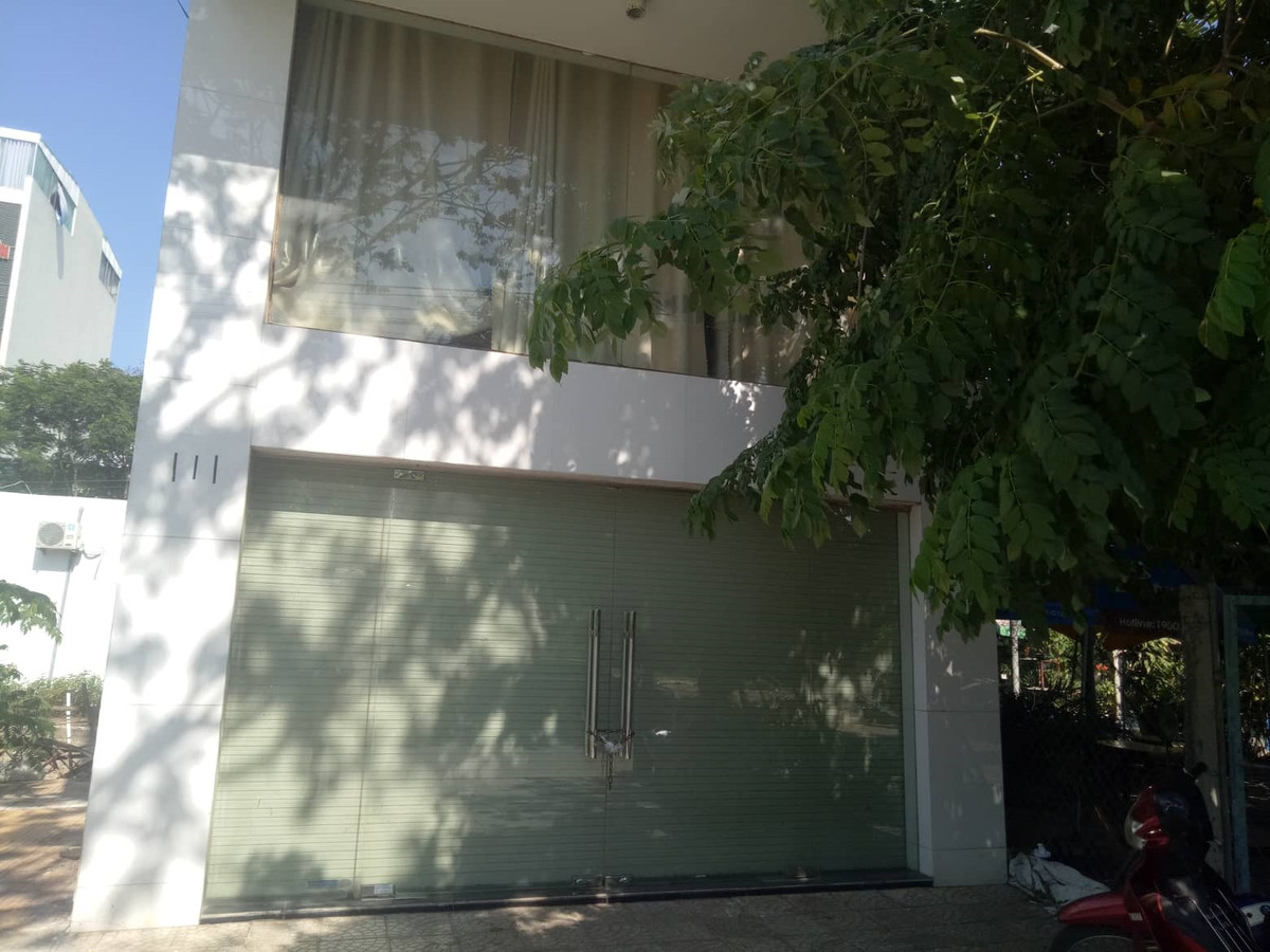 Chieu tro du gai tre dong phim “con heo” cua bang nhom Trung Quoc-Hinh-2