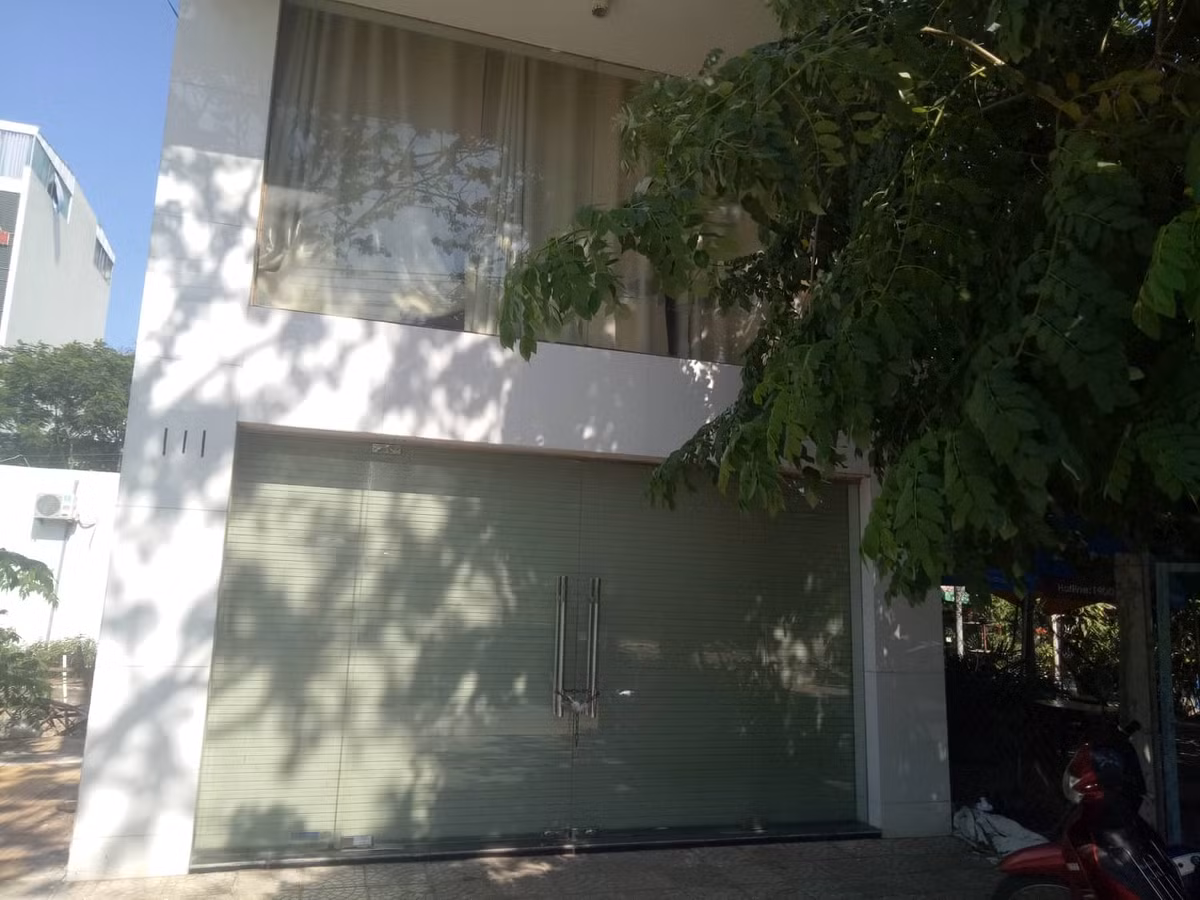 Chieu tro du gai tre dong phim “con heo” cua bang nhom Trung Quoc-Hinh-2