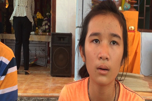 Em Trang, người may mắn thoát chết trong vụ tai nạn kể lại vụ việc.