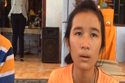 Em Trang, người may mắn thoát chết trong vụ tai nạn kể lại vụ việc.