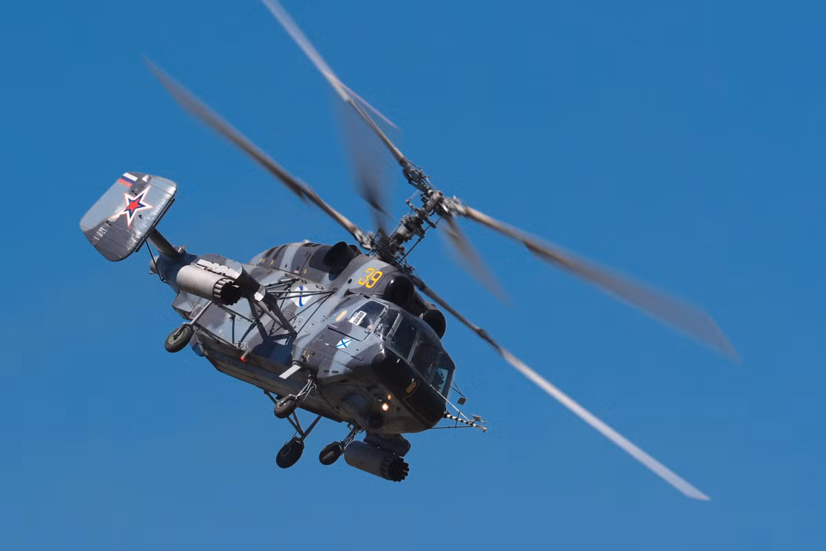 Ngoài năng lực tấn công đã đề cập phía trên, Ka-29 có khả năng chở tới 16 lính đầy đủ trang bị vũ khí hoặc 4 cáng cứu thương cùng nhân viên y tế. Nguồn ảnh: Wikipedia