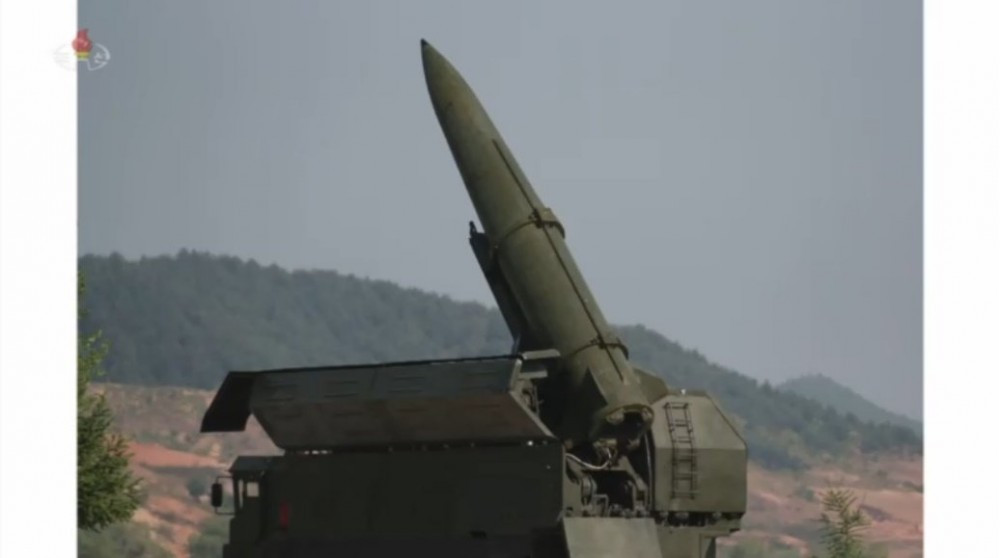 Đáng chú ý, chỉ trong vòng chưa đầy 1 tuần, Triều Tiên lần thứ 2 bắn thử hệ thống tên lửa đạn đạo chiến thuật thế hệ mới có hình dáng khá giống loại tên lửa Iskander-M. Nguồn ảnh: KCNA