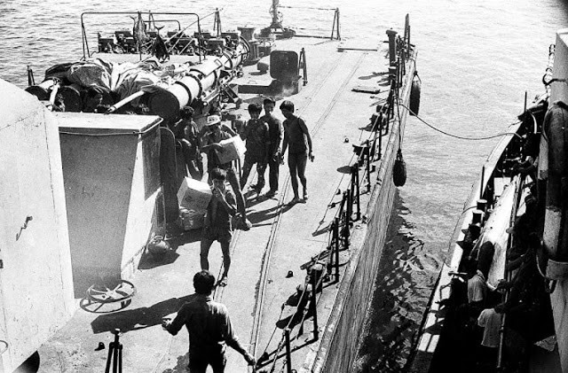 Đặc biệt, trong các chiến dịch bảo vệ Trường Sa năm 1988, các " sát thủ săn ngầm" Đề án 159A/AE góp phần đáng kể giúp bộ đội hải quân đóng giữ các điểm đảo chìm thành công và thực hiện nhiều nhiệm vụ khác. Nguồn ảnh: Kênh QPVN