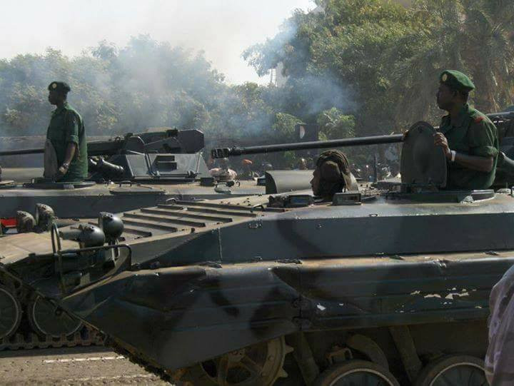 Xe chiến đấu bộ binh BMP của Sudan có chừng 50-60 chiếc gồm hai kiểu: BMP-1 và BMP-2 của Liên Xô (cũ). Nguồn ảnh: Twitter