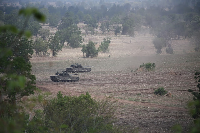 Đáng chú ý, Tiểu đoàn kỵ binh 60 hóa ra có trang bị xe tăng chủ lực VT-4 thế hệ mới mà Thái Lan mới mua của Trung Quốc cách đây không lâu. Nguồn ảnh: Thai-def