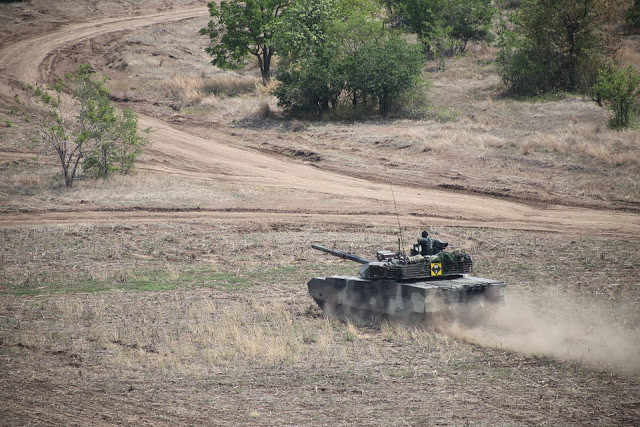 VT-4 là phiên bản xuất khẩu xe tăng thế hệ 3 được phát triển trên cơ sở dòng tăng Type 90-II nhưng tích hợp hàng loạt công nghệ mới của dòng Type 96 và Type 99. Nguồn ảnh: Thai-def