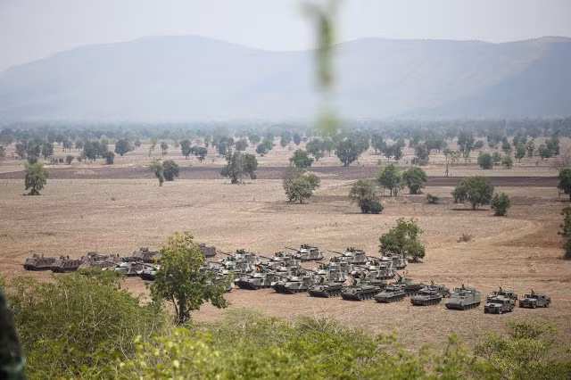 Các khí tài hạng nặng của Tiểu đoàn kỵ binh thiết giáp 60, Quân đội Thái Lan. Nguồn ảnh: Thai-def