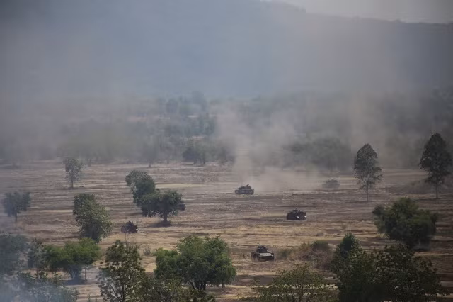 Theo mạng quân sự Thái Lan, sáng 7/4/2019, Tiểu đoàn Kỵ binh 60, Quân đội Thái Lan đã tiến hành cuộc diễn tập có thực binh bắn đạn thật tại thao trường nằm tại làng Ban Dalang, Phân khu Khok Tum, huyện Phatthana Nikhom, tỉnh Lopburi. Nguồn ảnh: Thai-def