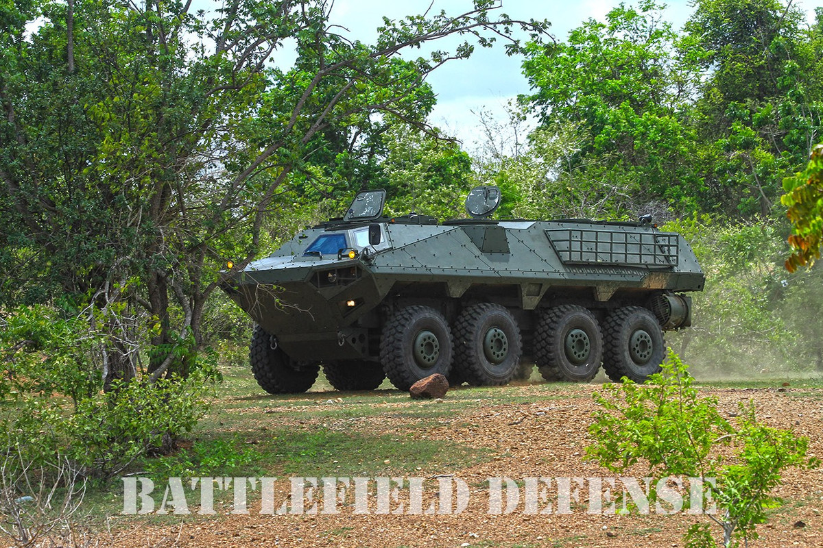 Theo snafu, nguyên mẫu R600 trang bị động cơ diesel 600hp hiệu Cummins, hộp số tự động 6 cấp cho phép đạt tốc độ tối đa 104km/h. Ảnh: Battefield Defense