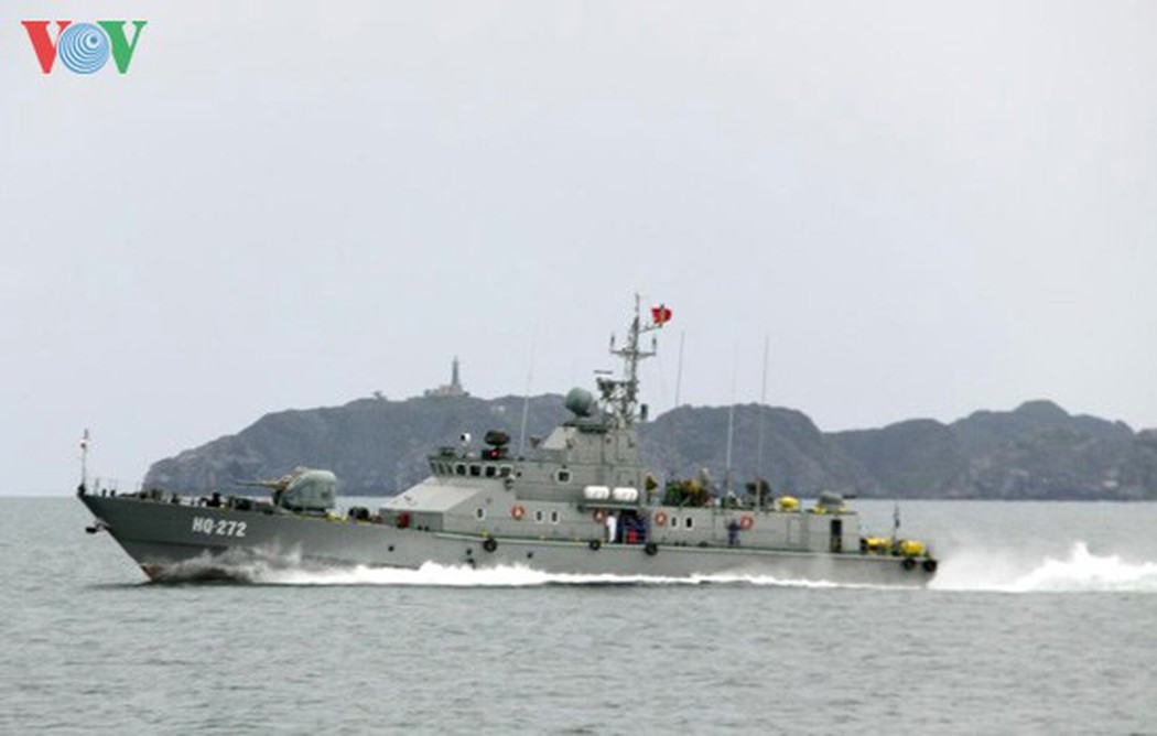 Không phải tới TT-400TP, thậm chí ngay cả từ trước tàu tên lửa BSP-500 được đóng cuối những năm 1990 cũng không phải là tàu chiến đầu tiên do công nghiệp quốc phòng Việt Nam chế tạo. Ảnh: VOV