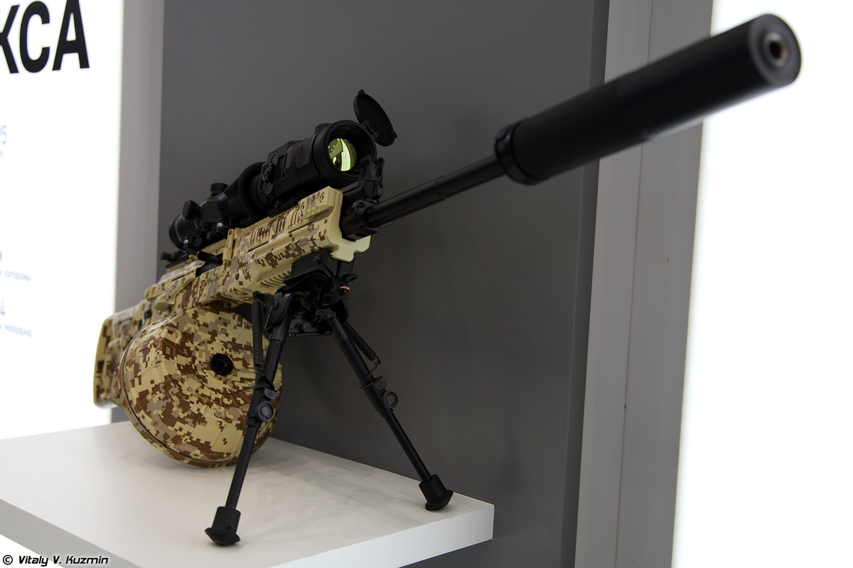 RPK-16 là phiên bản hiện đại hóa của trung liên RPK-74 - phiên bản của khẩu AK-74 dùng cho chi viện hỏa lực. Thiết kế của RPK-16 nhìn chung vẫn dựa trên RPK-74 nhưng tích hợp một loạt tính nặng hiện đại và tiện dụng hơn từ khẩu AK-12. Nguồn ảnh: Vitaly-Kuzmin