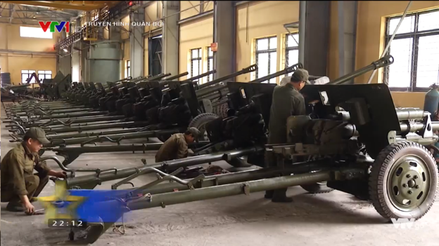 Đây là một trong những khẩu pháo được sản xuất nhiều nhất trong lịch sử Liên Xô với số lượng tới 103.000 khẩu chỉ trong vòng 5 năm (1941-1945). Pháo có tầm bắn 13,2km, bắn viên đạn 76,2x385mm, tốc độ bắn 25 phát/phút. Khẩu pháo này có khả năng chống cả xe tăng ngoài vai trò bắn gián tiếp chống bộ binh, công sự... Nguồn ảnh: VTV