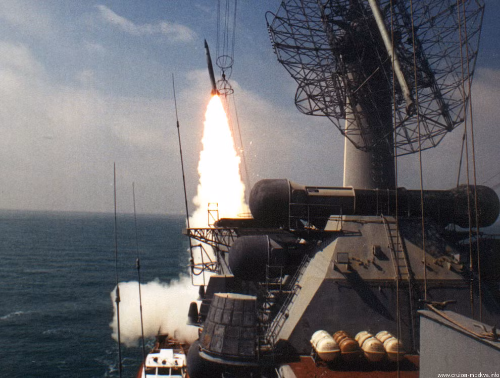 Đạn 5V55RM đạt tầm bắn từ 7-90km, độ cao tác xạ từ 25m tới 25km. Nguồn ảnh: Wikipedia