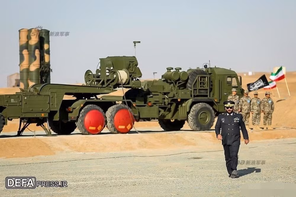Việc triển khai S-300 tới các tỉnh ven biển vùng Vịnh cũng cho thấy Iran dường như đã sẵn sàng đón đánh máy bay – tên lửa Mỹ. Đáng tiếc là không rõ liệu Iran đã triển khai bao nhiêu bệ phóng S-300 tới vùng Vịnh. Nguồn ảnh: DEFA