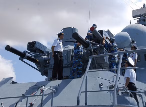 Hệ thống phòng không Palma hiện được đánh giá có hiệu quả chiến đấu rất cao, thời gian phản ứng cực nhanh, khả năng tác chiến bất kể ngày đêm, tính bí mật của quá trình chuẩn bị tác xạ và khả năng sống còn cao, không nhạy cảm đối với các khí tài đối phó radar và quang học mà đối phương sử dụng. Nguồn ảnh: Báo Hải quân