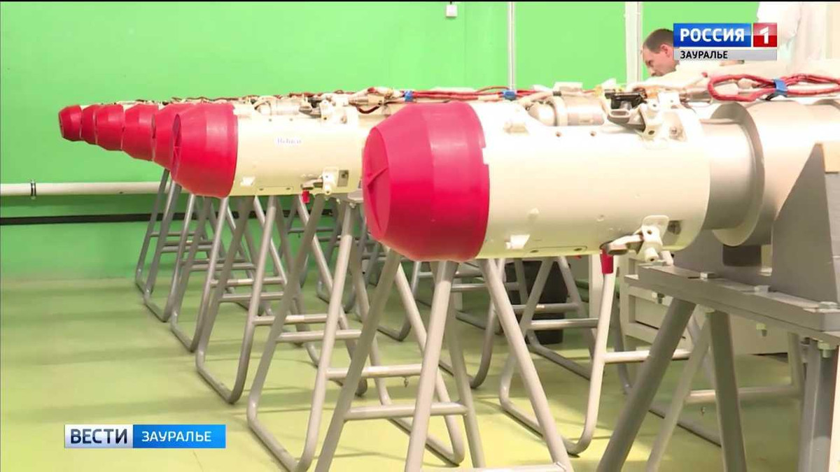 Tên lửa trang bị một động cơ rocket nhiên liệu rắn cho tầm bay cực đại tới 40km, tầm bay tối thiểu chống mục tiêu chỉ 300m. Nguồn ảnh: Zvezda