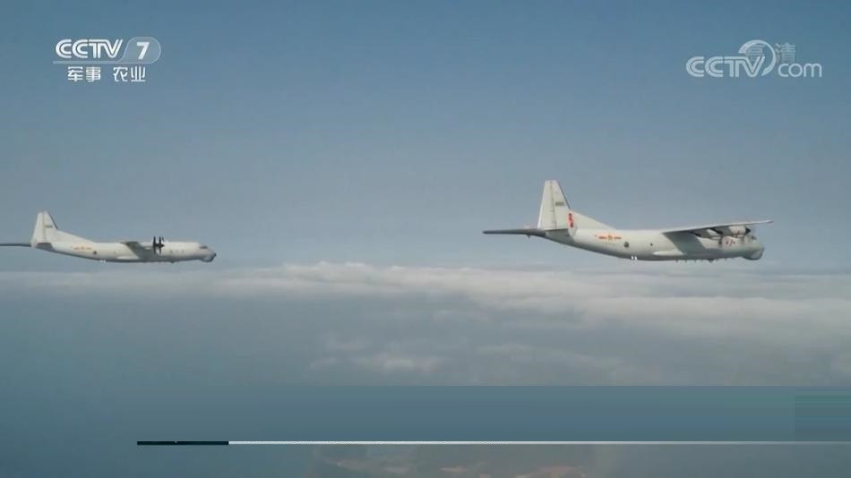 Trong khi đó các hệ thống radar, trinh sát điện tử trên máy bay được chế tạo bởi Tổ hợp điện tử Thành Đô (CAIC). Nguồn ảnh: CCTV