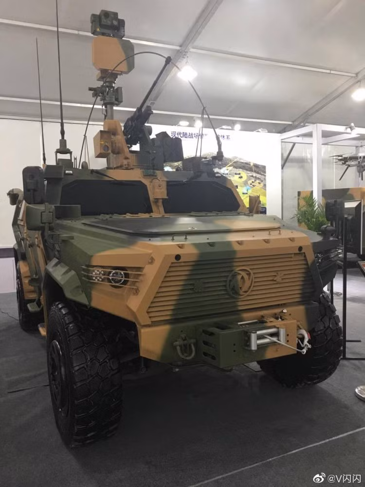 Một phương tiện xe thiết giáp trinh sát trông rất hầm hồ mà Trung Quốc sẵn sàng bán cho bất kỳ ai có nhu cầu. Nguồn ảnh: Bmpd