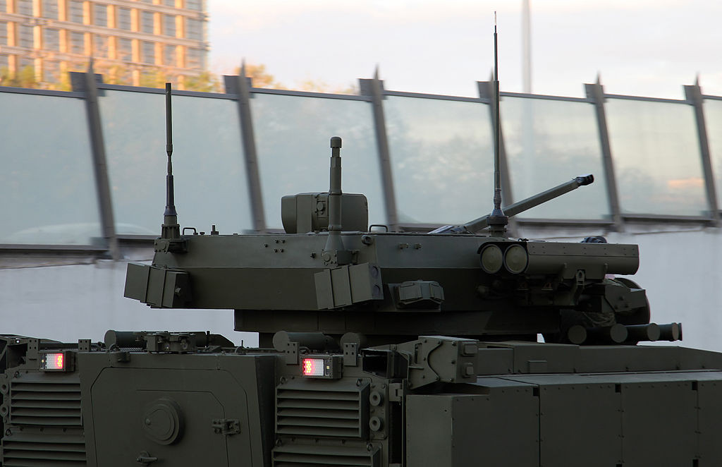 Tháp pháo Epoch hoàn toàn tự động, không kết cấu người ngồi bên trong, trên nó tích hợp pháo tự động 30mm, súng máy PKTM đồng trục và 4 tên lửa chống tăng bố trí hai bên hông tháp. Nguồn ảnh: bastion-Kapenko