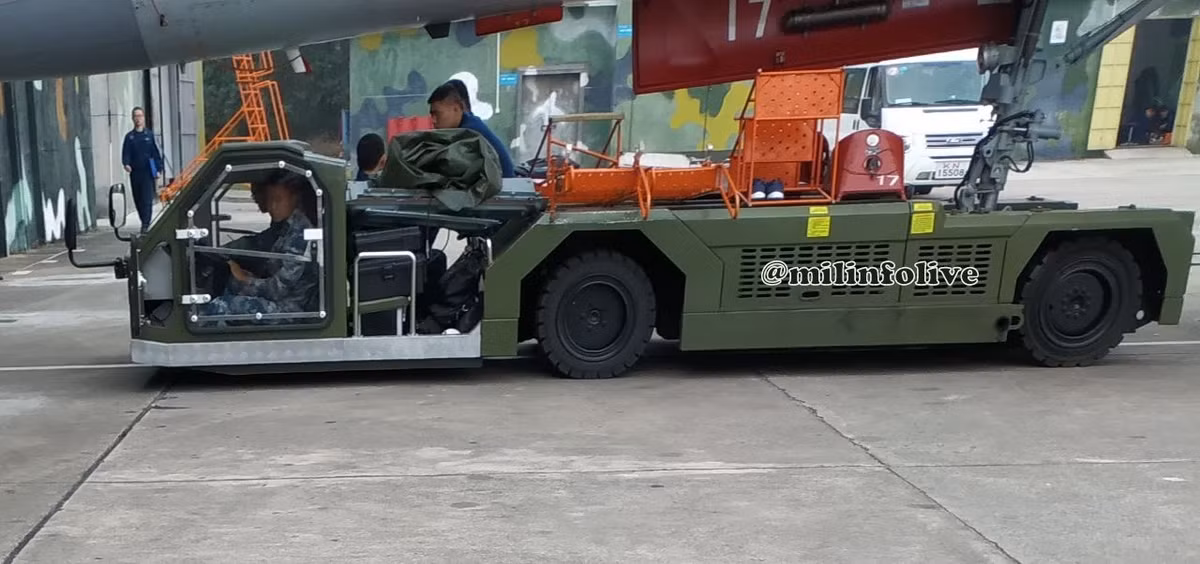 Tuy vậy, tất cả chỉ là đoán định vì Lữ đoàn 6 vốn là đơn vị được tiếp nhận các máy bay Su-35 từ Nga trong giai đoạn 2016-2018. Hiện thời có thể mọi thứ đều đã thay đổi. Nguồn: Military Informant