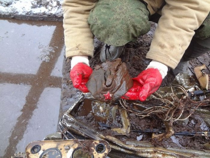Không loại trừ hai người phi công còn lại đã “hòa vào đất mẹ Nga vĩ đại”. Nguồn ảnh: ER