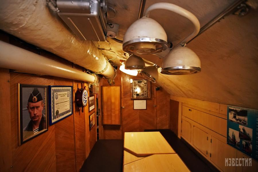 Cabin nghỉ ngơi của sĩ quan khá chật hẹp. Ảnh: Izvestia