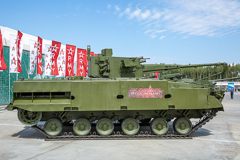 Điển hình là tổ hợp cao xạ tự hành 2S38 Derivaciya PVO được thiết kế để thay thế vai trò phòng không tầm thấp của 2S6 Tunguska thời Liên Xô. Nguồn ảnh: SAID AMINOV