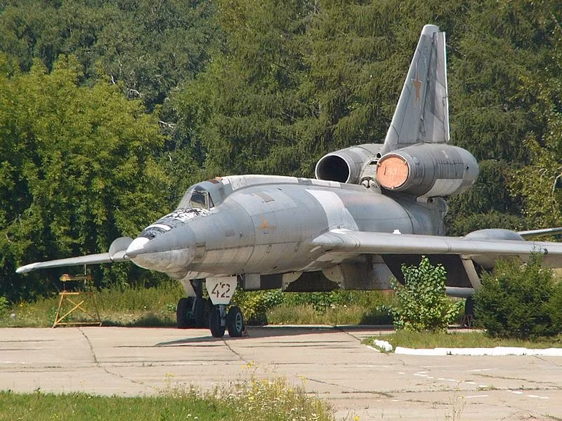 Sau khi Liên Xô sụp đổ, Tu-22 được chuyển giao cho Không quân Nga và Ukraine sử dụng. Đến thời điểm hiện tại, tất cả đều đã ra khỏi biên chế. Nguồn ảnh: Wikipedia