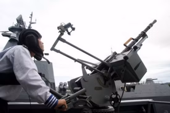 Thực tế, tuy ít khả năng bắn hạ được tên lửa hành trình tốc độ cao, nhưng MTPU 14,5mm chắc hẳn hữu hiệu với mục tiêu bay thấp, bay chậm, tầm bắn tối đa lên tới 1.500m. Ảnh: QĐND