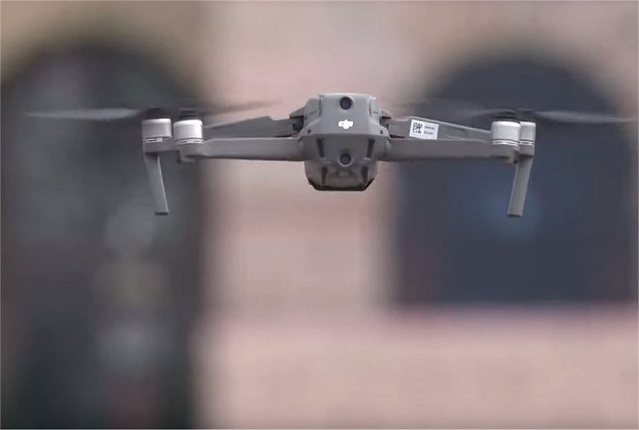 Máy bay không người lái NX70 được thiết kế bởi công ty Novadem, trọng lượng 1kg, thời gian bay liên tục 45 phút và tầm bay hơn 3kg. Quân đội Pháp đã đặt hàng 50 chiếc. Nguồn ảnh: Army Recognition