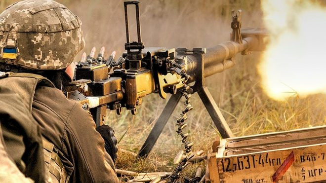 Nhưng có lẽ không hợp đồng mua sắm vũ khí nào của Ukraine khó hiểu hơn thương vụ nhập khẩu 177 khẩu đại liên DShK 12,7mm thời Chiến tranh Thế giới thứ 2 từ Czech. Điều này diễn ra trong bối cảnh Ukraine nào có thiếu đại liên hiện đại như NSV 12,7mm. Nguồn ảnh: Firearm Blog