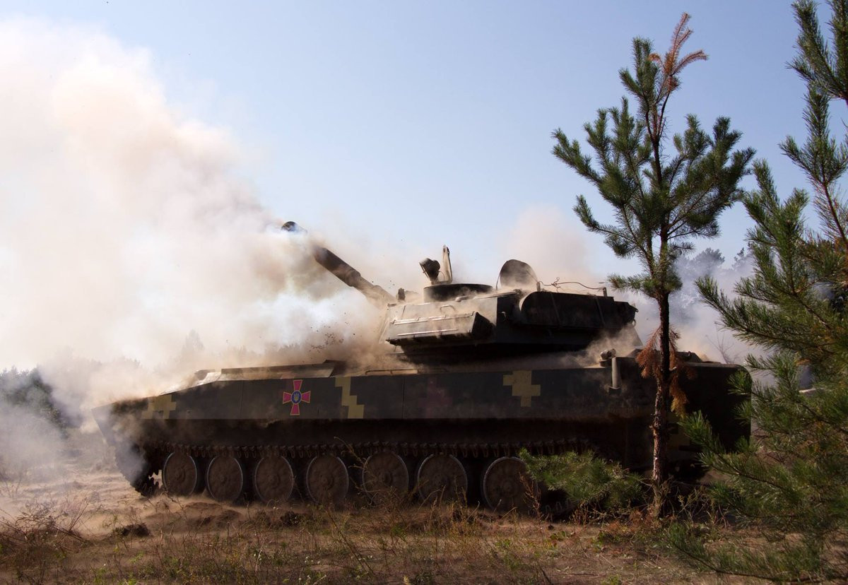 Thật khó hiểu vô cùng cách chi tiêu quốc phòng của Ukraine khi mua khí tài cũ thời Liên Xô trong khi "điên cuồng phát ngôn thù địch với nước Nga, xuyên tạc lịch sử". Đó là chưa kể nước này đang phát triển pháo tự hành riêng được tuyên bố là rất tiên tiến. Nguồn ảnh: Twitter