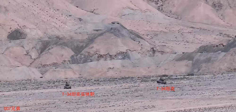 Tuy nhiên, mục tiêu của HJ-10 được chọn lựa chỉ là các xe tăng T-34 của Trung Quốc sản xuất theo giấy phép Liên Xô. Nguồn ảnh: 007