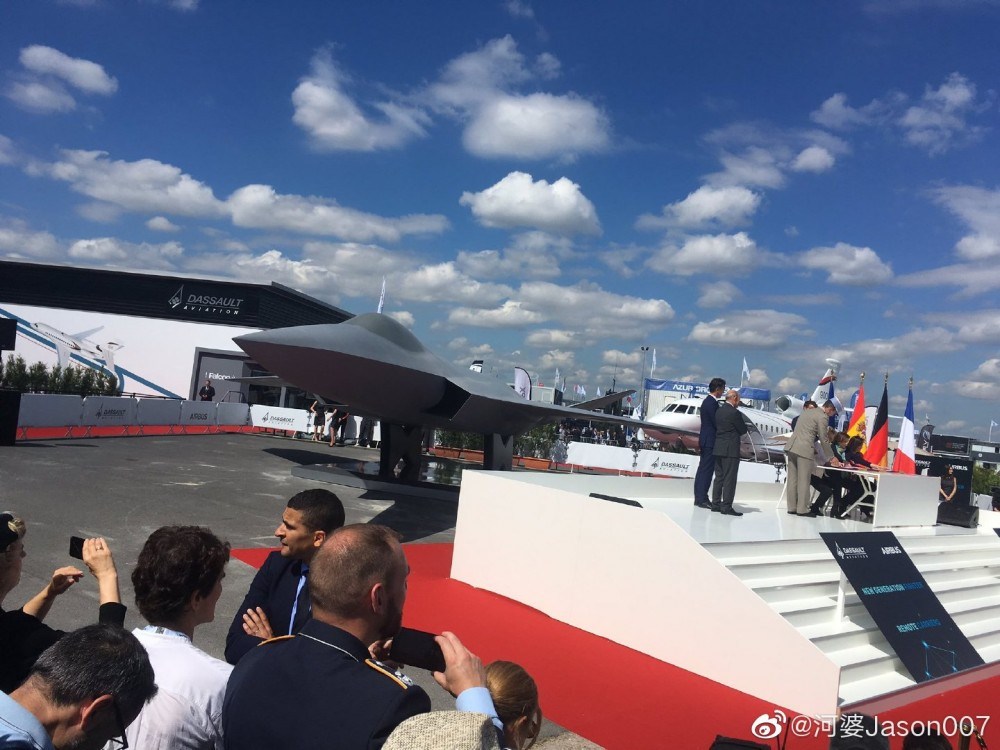 Loại máy bay này được cho là sẽ dùng để thay thế tiêm kích thế hệ 4++ Eurofighter Typhoon và Dassault Rafale đang được các cường quốc châu Âu (Anh, Pháp, Đức, Italy) sử dụng rộng rãi. Nguồn ảnh: Jason 007