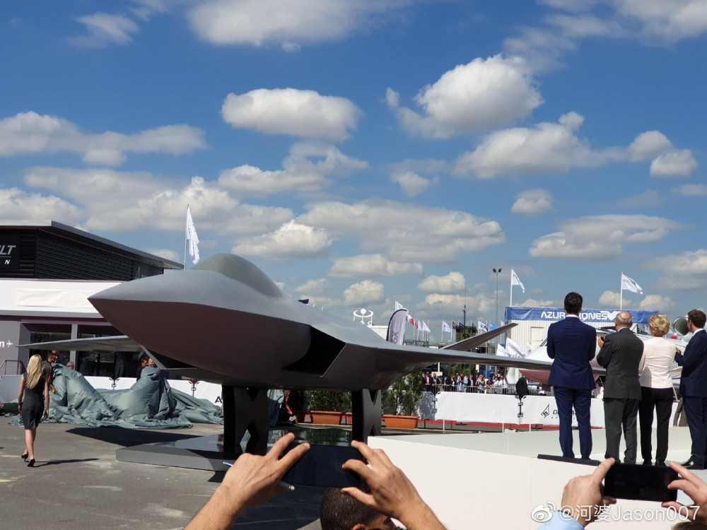 Đây cũng là lần đầu tiên Dassault Aviation trình làng hình dạng đầy đủ và rõ nét nhất về máy bay chiến đấu thế hệ 5 của riêng các nước châu Âu. Nguồn ảnh: Jason 007