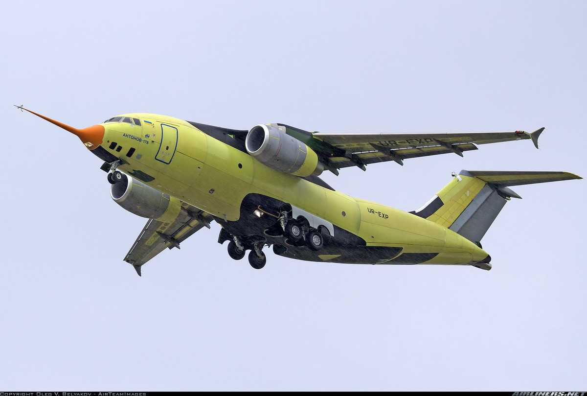 Dù cho một số quốc gia bày tỏ sự quan tâm nhưng mới chỉ dừng lại ở “bản ghi nhớ”, mọi thứ không chắc chắn. Nếu Ukraine sử dụng thành công An-178, đó mới là điểm mấu chốt giúp doanh số của Antonov về dòng máy bay này tăng cao trong thời gian tới. Nguồn ảnh: Airliners.net