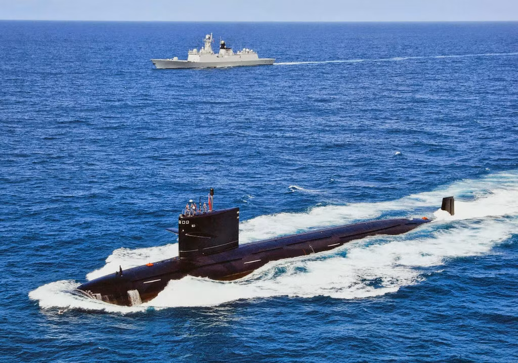 Tuy vậy, theo chuyên gia Collin Kor - Nghiên cứu viên Trường Rajaratnam thì đó là tàu ngầm hạt nhân tấn công Type 093 lớp Thương chứ không phải là Type 039 lớp Nguyên. Tuy vậy, phía Trung Quốc và cả giới chức Đài Loan không xác nhận về kiểu loại tàu. Nguồn ảnh: Flick