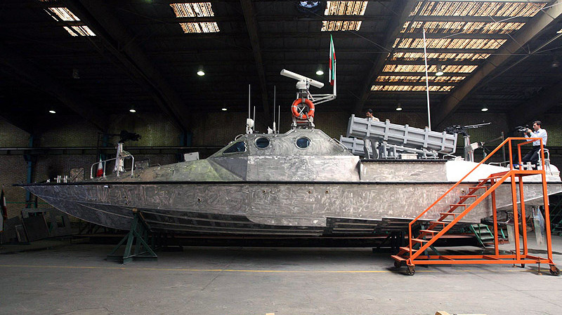 Tất nhiên, dù nhỏ và cực nhỏ thế nhưng đây chính là sự nguy hiểm của chúng. Nhỏ nên diện tích phản xạ radar cực thấp khiến chúng gần như tàng hình, có thể bất thình lình xuất hiện phóng tên lửa sát thủ rồi bỏ chạy trong chớp mắt khi đối phương chưa kịp định thần. Nguồn ảnh: Wordpress