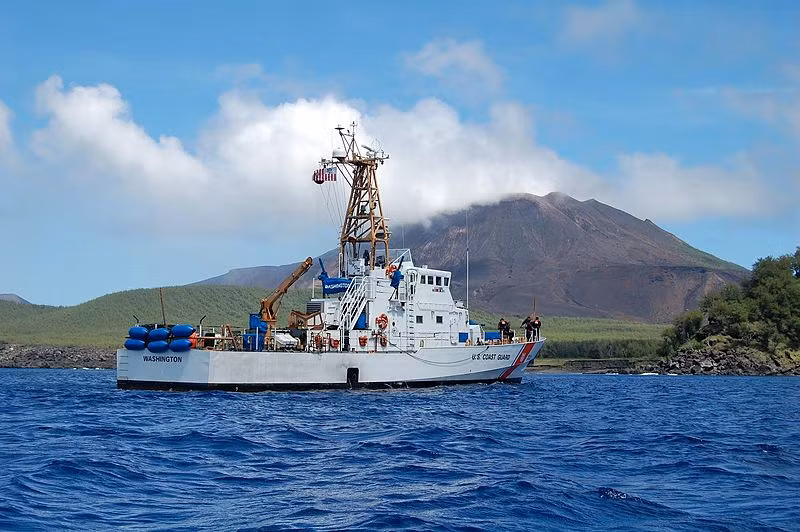 Tuy vậy, ý đồ triển khai chiếc tàu có lượng giãn nước 168 tấn, dài 34m tới vùng nước Địa Trung Hải xa xôi xem ra không khả thi. Con tàu có dự trữ hành trình chỉ 5 ngày này không nên đi xa tới vậy. Nguồn ảnh: Wikipedia